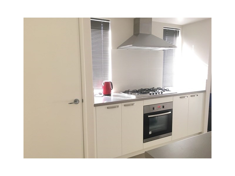 37 Summerville Blv, Caversham WA 6055