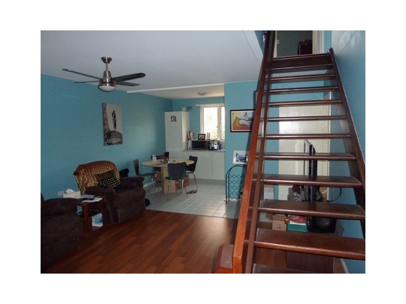 50 Scanlon Way, Lockridge WA 6054