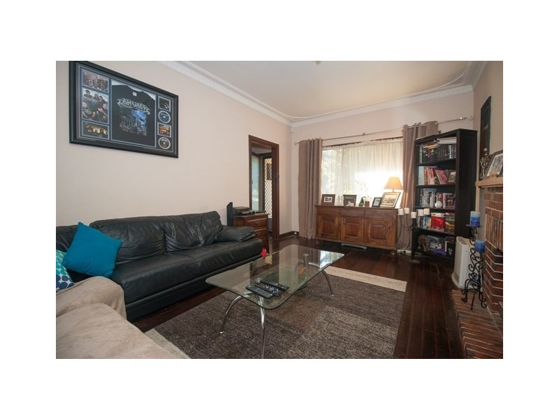 23 John Street, Midland WA 6056