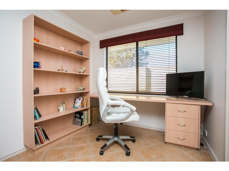 11 Leedon Drive, Ellenbrook WA 6069