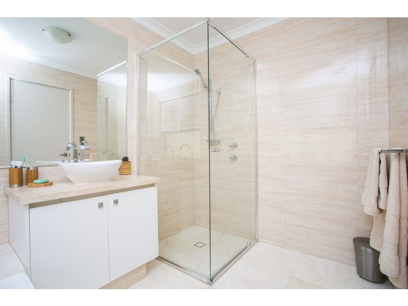 11 Leedon Drive, Ellenbrook WA 6069