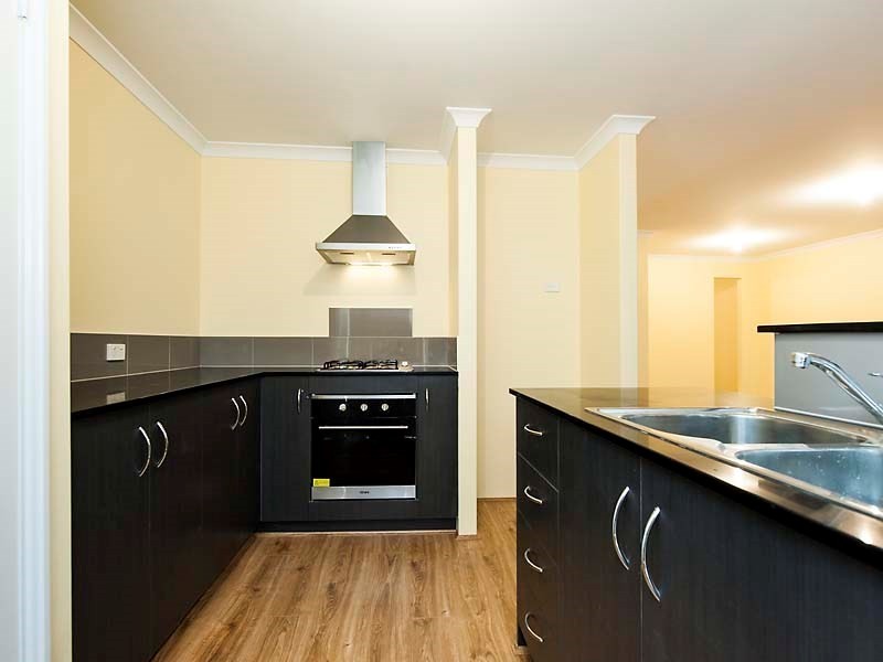 91 Waldeck Road, Caversham WA 6055