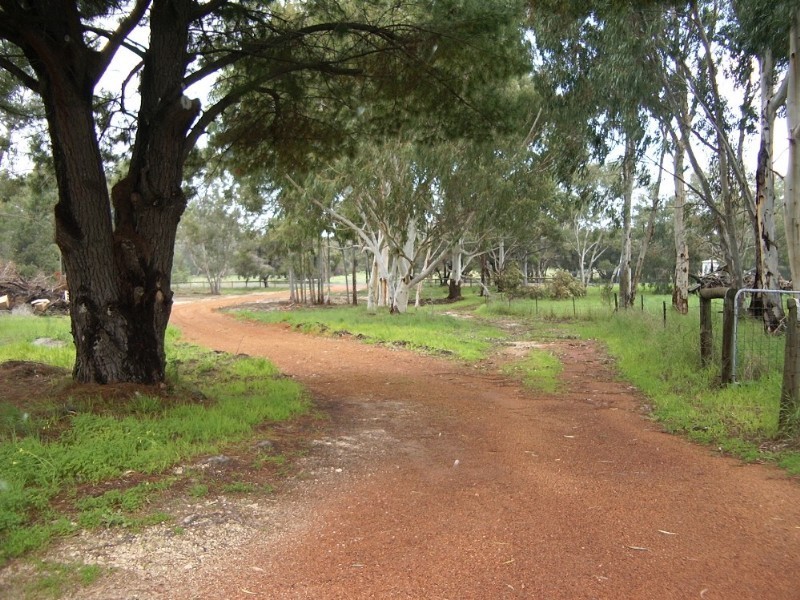 308 Park Road, Henley Brook WA 6055