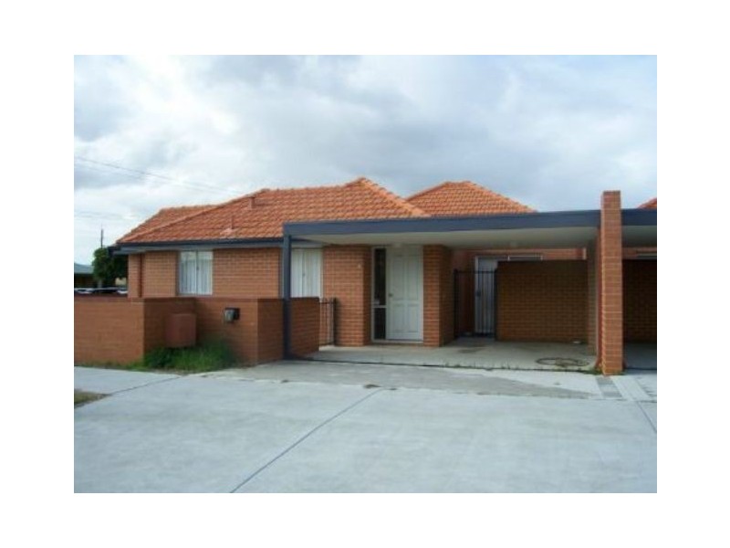 4/8D Sampson Close, Midland WA 6056