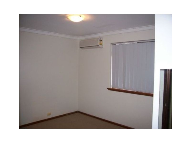 b/4 Markham Way, Swan View WA 6056