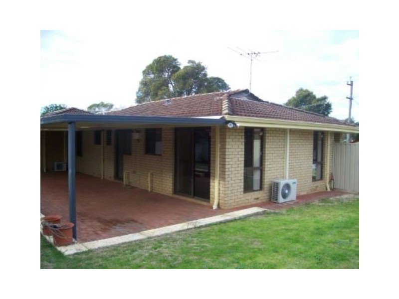 b/4 Markham Way, Swan View WA 6056