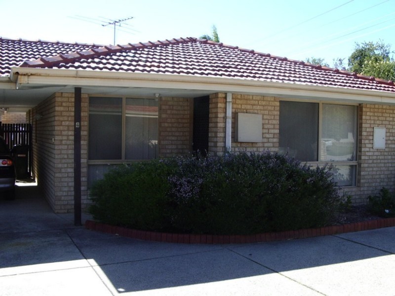 4/7 Park Road, Midvale WA 6056