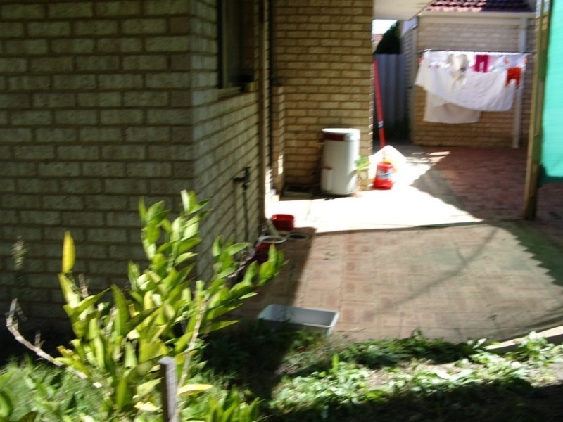 4/7 Park Road, Midvale WA 6056