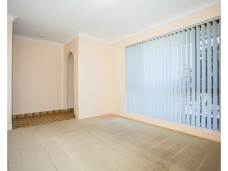 24/63 Amherst Road, Swan View WA 6056