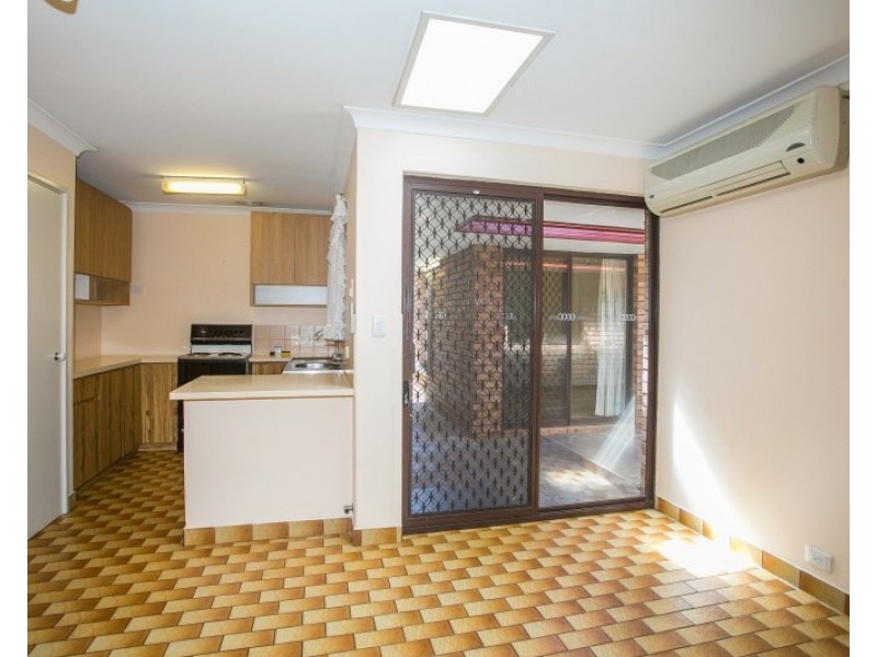 24/63 Amherst Road, Swan View WA 6056