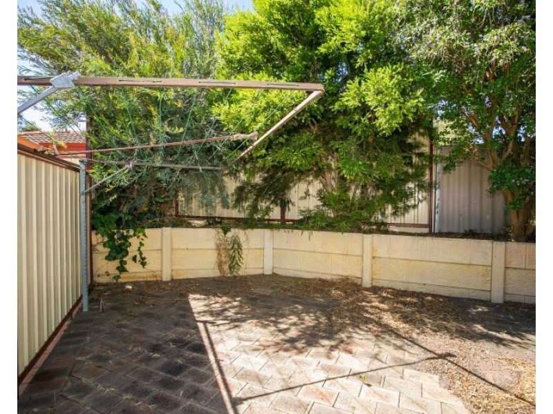 24/63 Amherst Road, Swan View WA 6056