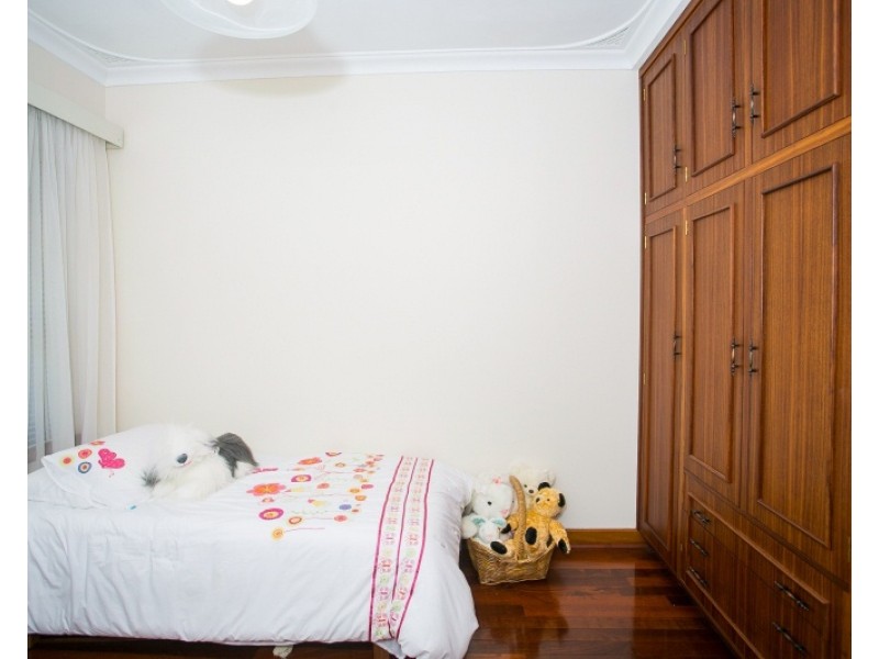 214 Oakover Road, Middle Swan WA 6056