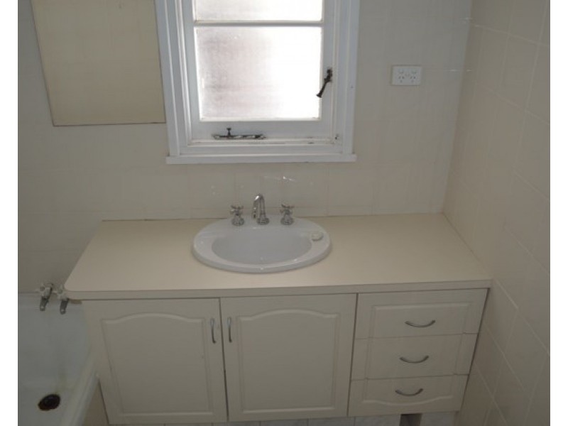 27 North Street, Midland WA 6056