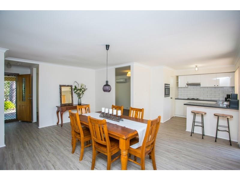 26 Astroloma Place, Koongamia WA 6056