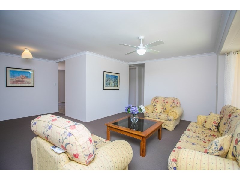 26 Astroloma Place, Koongamia WA 6056