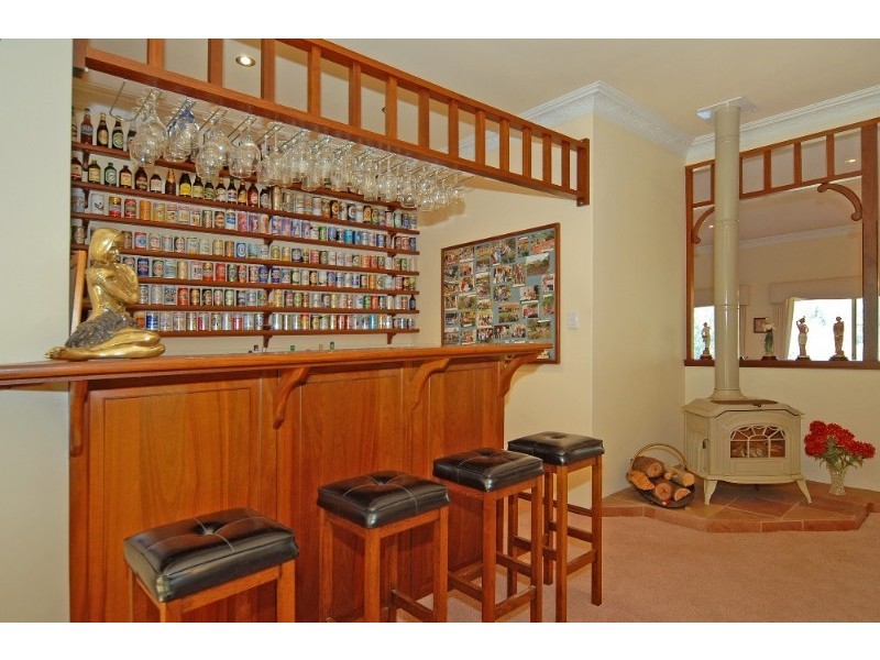 39 Lakeview Drive, Gidgegannup WA 6083