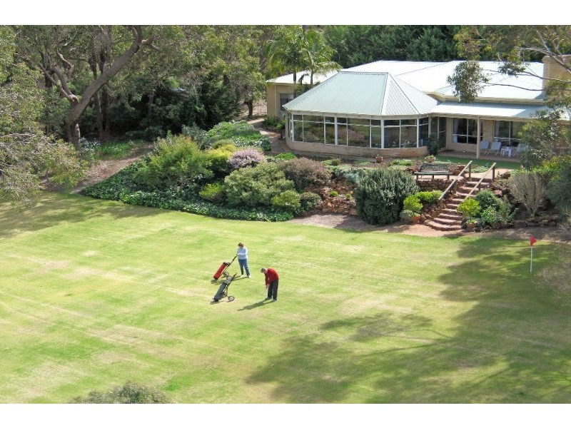 39 Lakeview Drive, Gidgegannup WA 6083