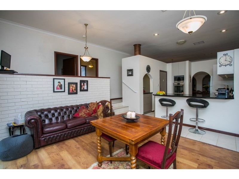 1945 Pechey Road, Swan View WA 6056