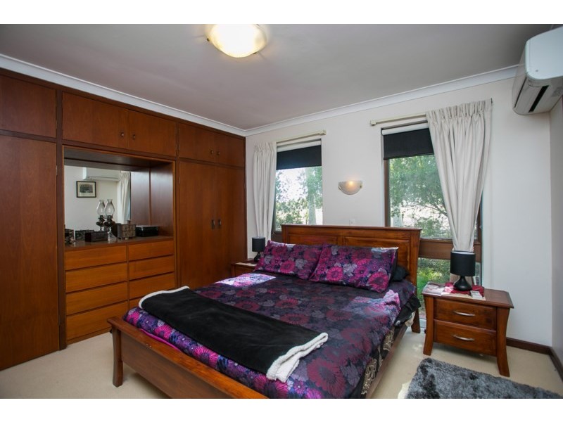 1945 Pechey Road, Swan View WA 6056