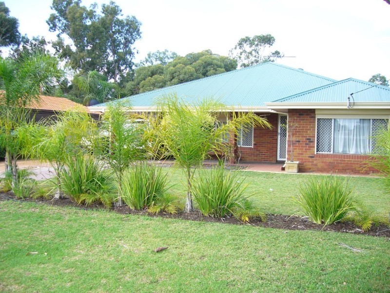 22 Tomlin Street, West Swan WA 6055