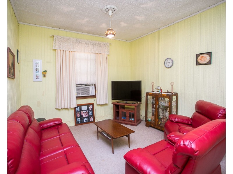 58 Margaret Street, Midland WA 6056