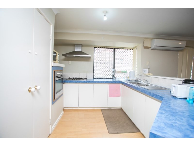 4 Love Street, Cloverdale WA 6105