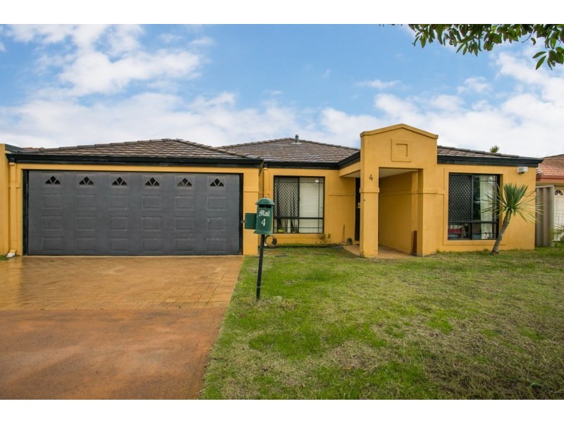 4 Love Street, Cloverdale WA 6105