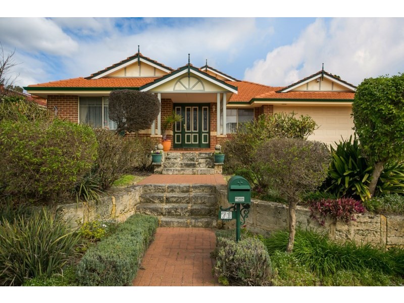 71 Torquata Boulevard, Helena Valley WA 6056