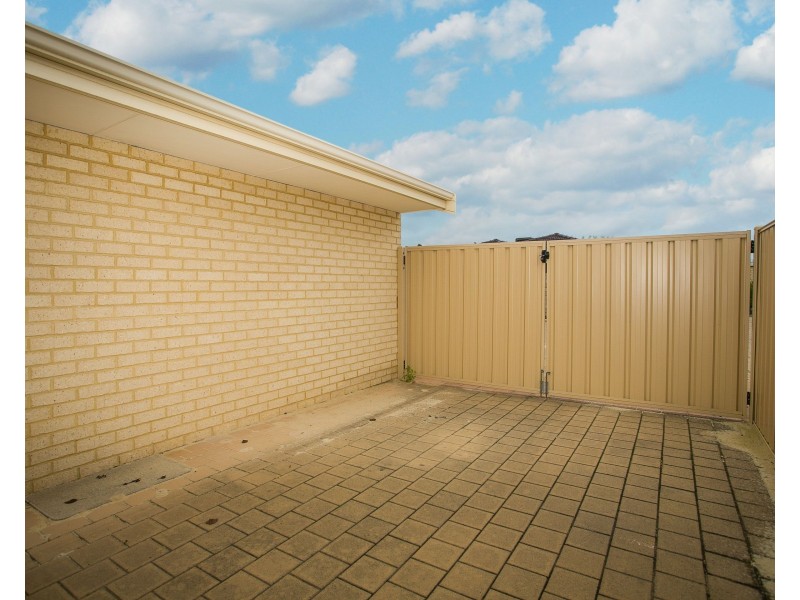 Unit 4, 8 Searle Street, Middle Swan WA 6056