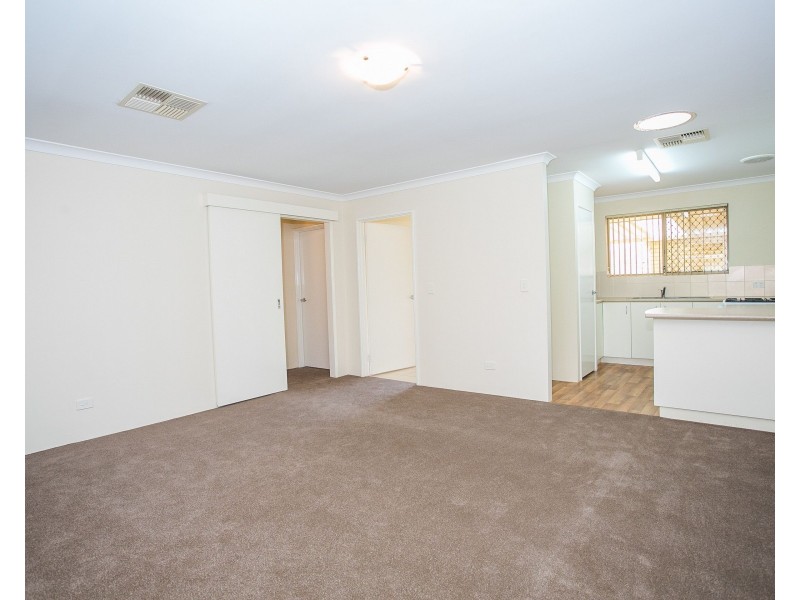 Unit 4, 8 Searle Street, Middle Swan WA 6056