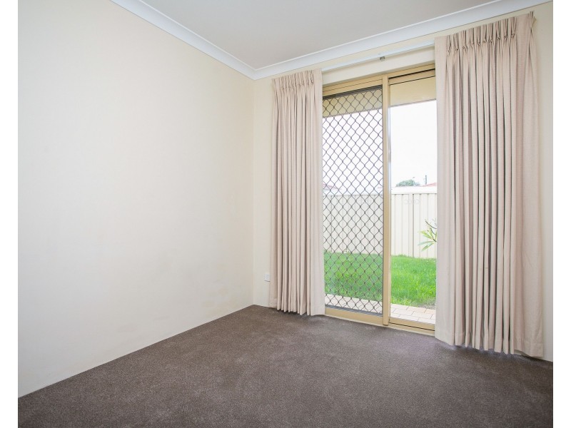 Unit 4, 8 Searle Street, Middle Swan WA 6056