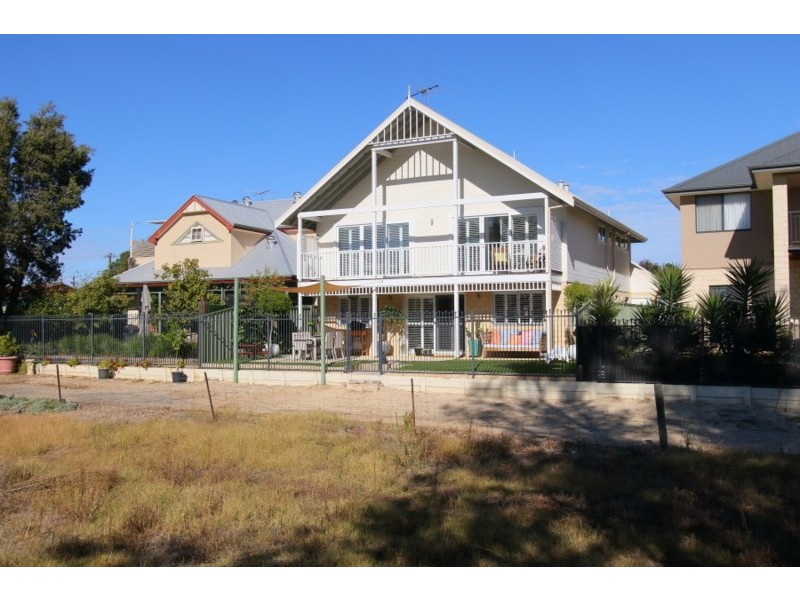 5/138A Queens Road, South Guildford WA 6055