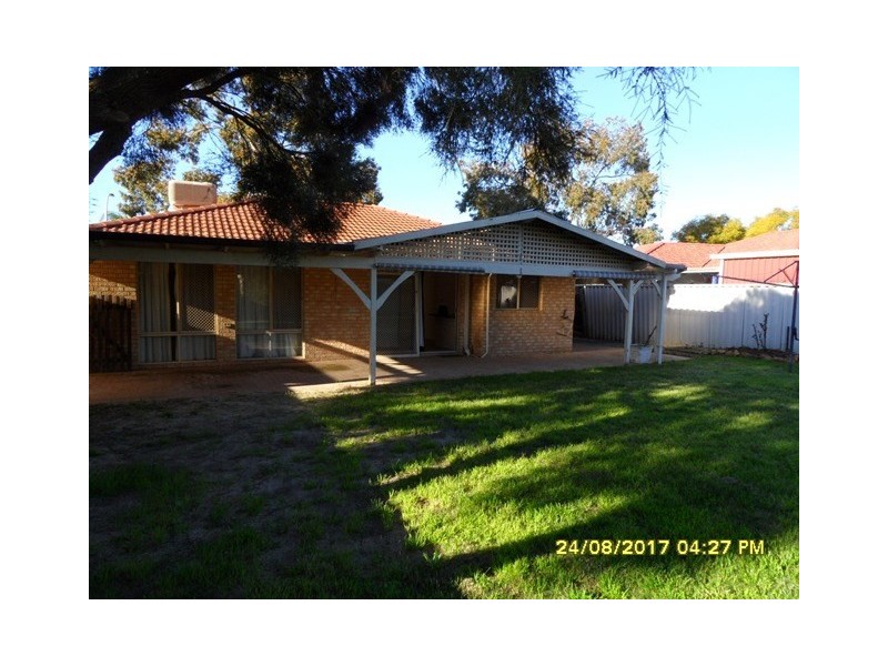 28 Oldenburg Pass, Stratton WA 6056