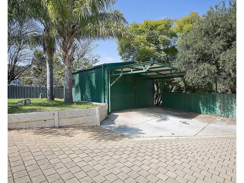 9 Stirling Close, Swan View WA 6056