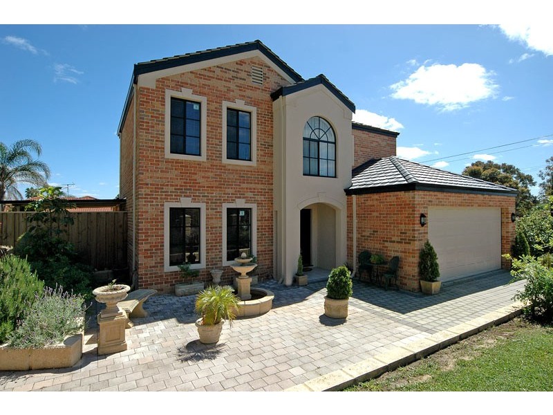 1 Woolowra Road, Greenmount WA 6056