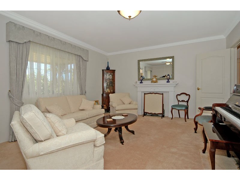 1 Woolowra Road, Greenmount WA 6056