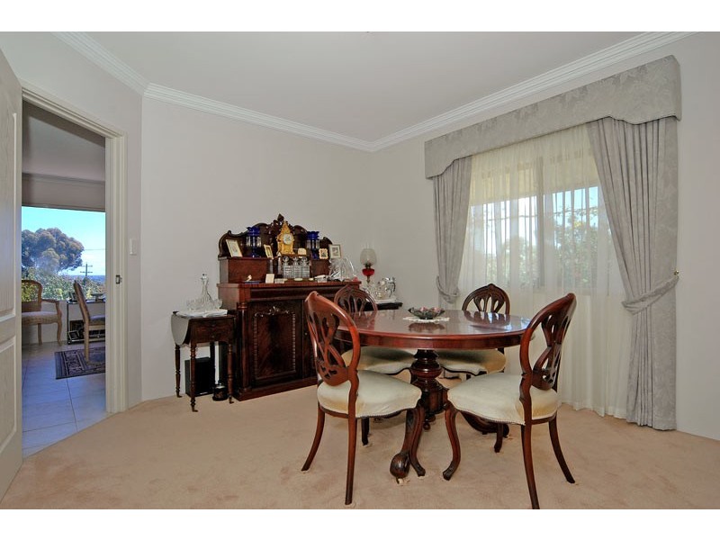 1 Woolowra Road, Greenmount WA 6056