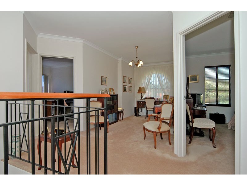 1 Woolowra Road, Greenmount WA 6056