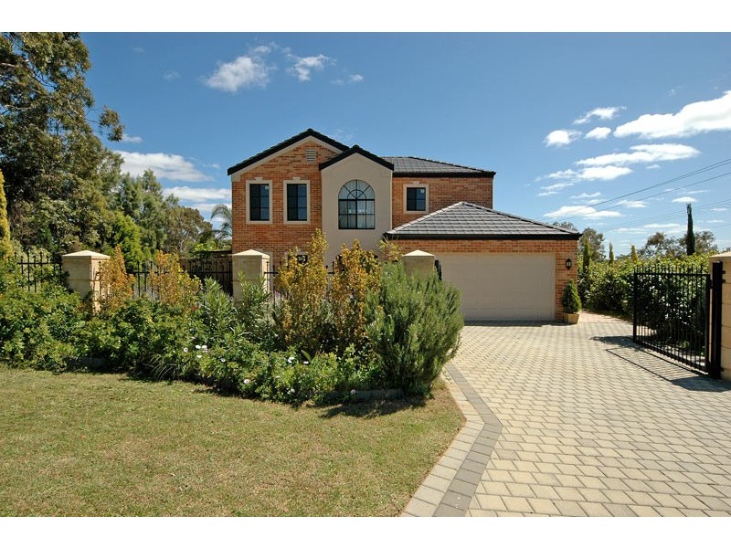 1 Woolowra Road, Greenmount WA 6056