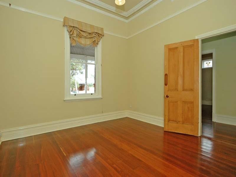 100 Terrace Road, Guildford WA 6055