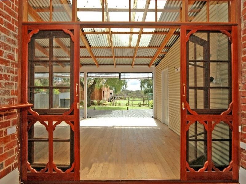 100 Terrace Road, Guildford WA 6055