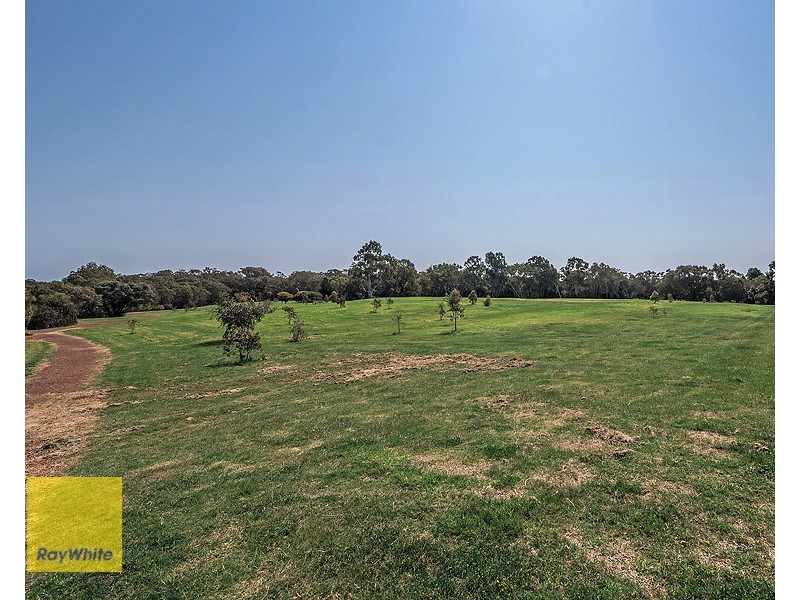 8 Waterhall Road, South Guildford WA 6055