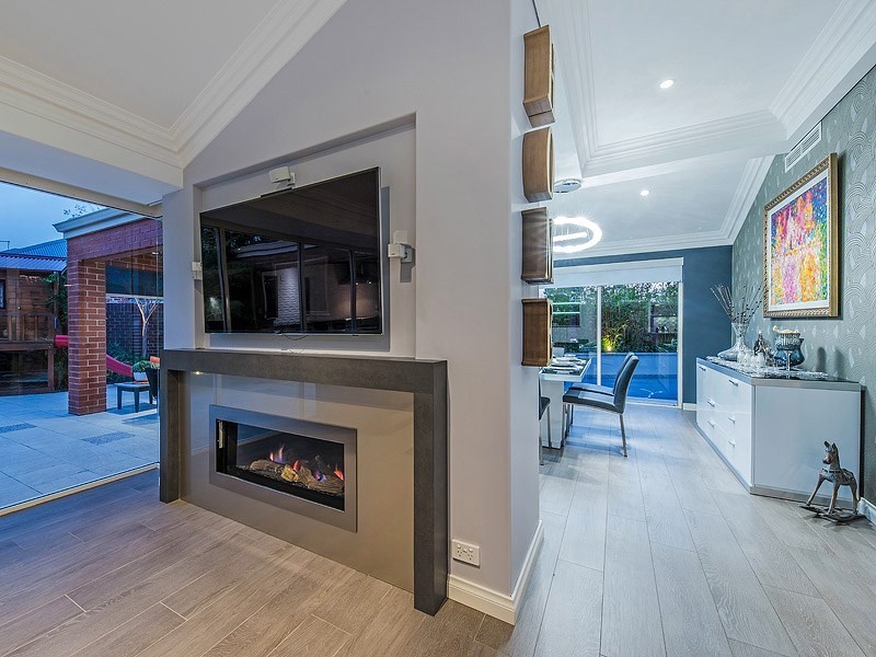 34 River Bank Boulevard, South Guildford WA 6055