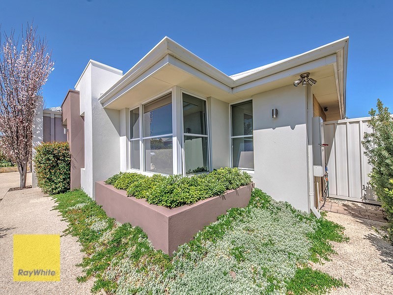 17 Laverstock Street, South Guildford WA 6055