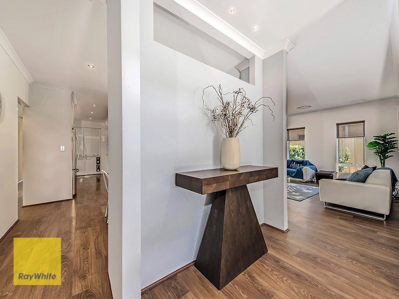 17 Laverstock Street, South Guildford WA 6055