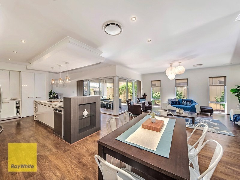 17 Laverstock Street, South Guildford WA 6055