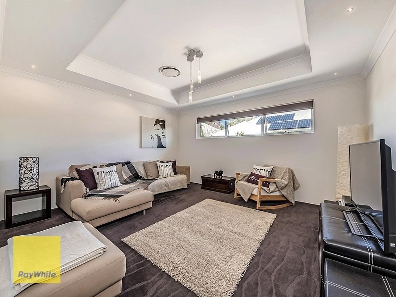 17 Laverstock Street, South Guildford WA 6055