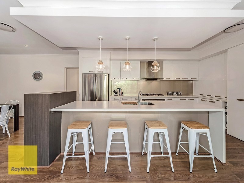 17 Laverstock Street, South Guildford WA 6055