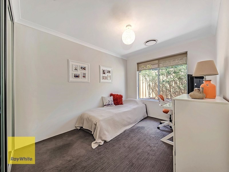 17 Laverstock Street, South Guildford WA 6055