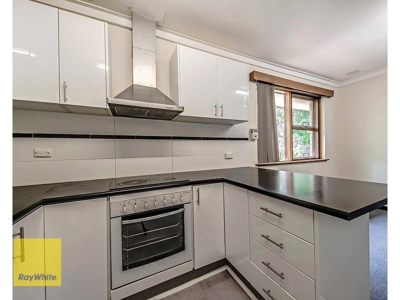 32 Marloo Road, Greenmount WA 6056